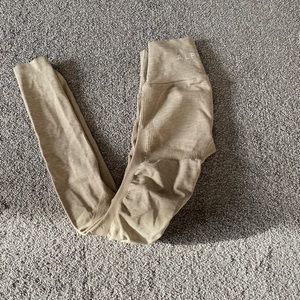 Alphalete Aero Leggings